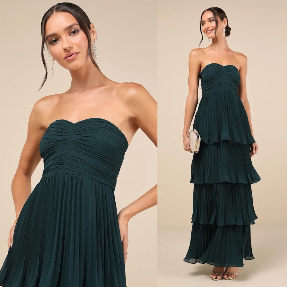 🌿 Emerald Green Sweetheart Pleated Chiffon Tiered Maxi Dress 🌿 - Picture 2 of 9